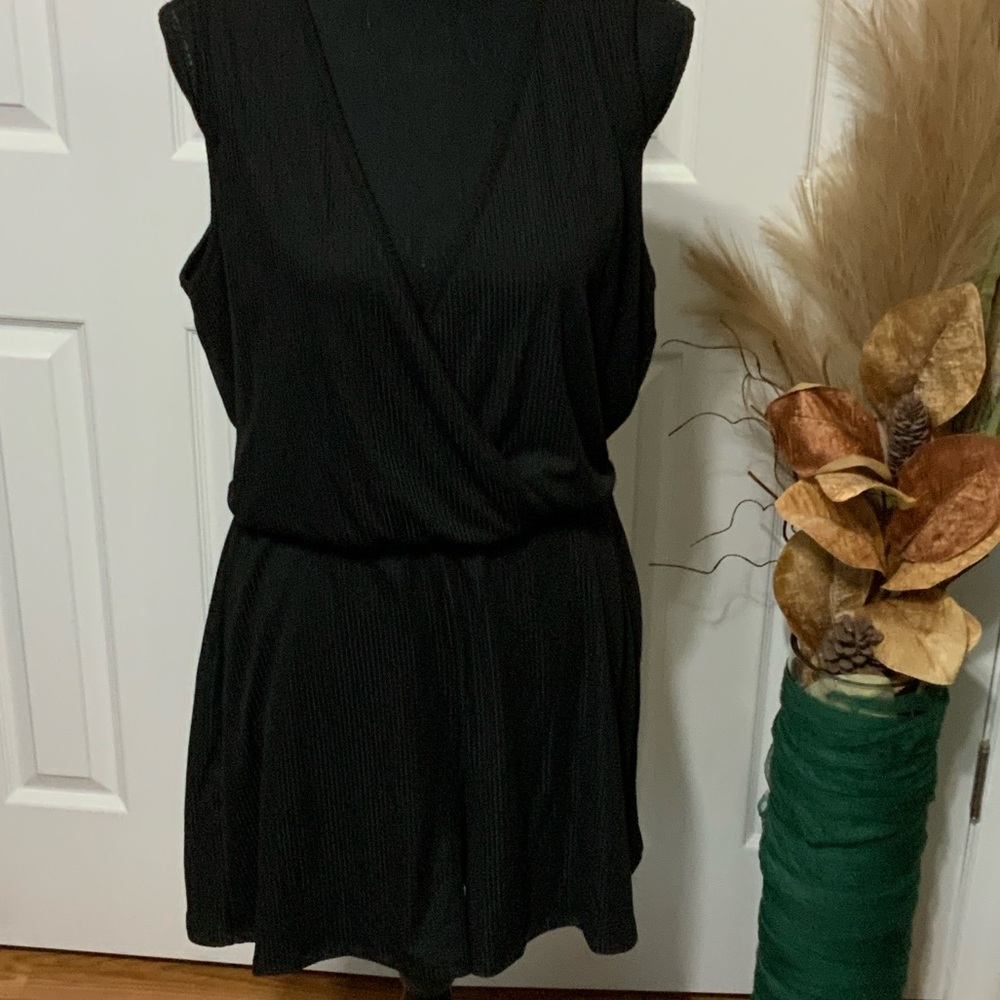 Fashion Nova Black Sleeveless Jumpsuit